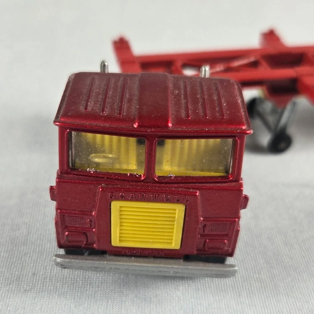 Vintage Matchbox Lesney No. 27 Scammell Tractor Car Transporter England 1973